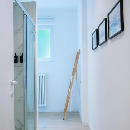 Escape Como